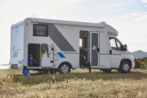 2017 Sun Living S70SP